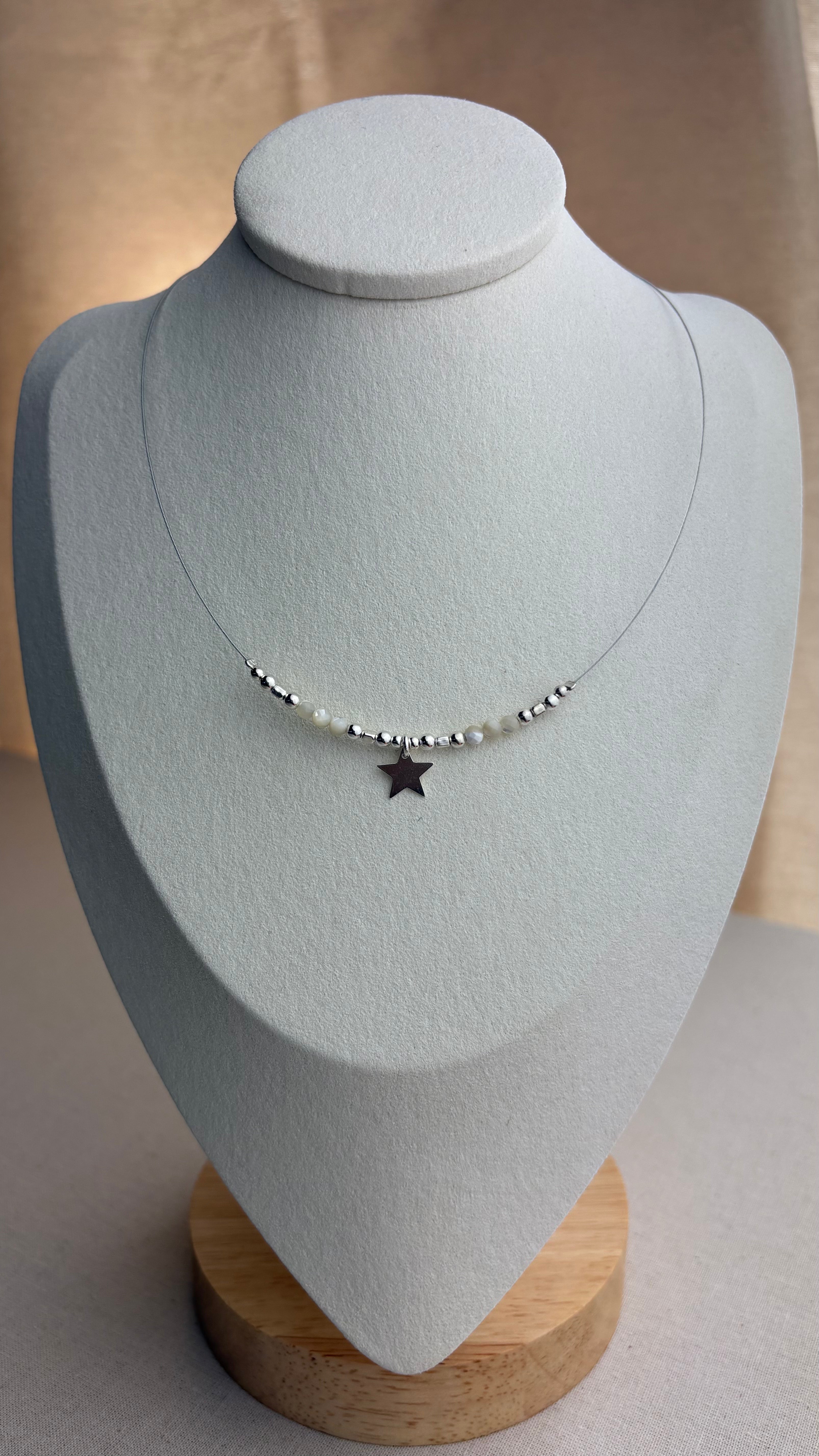 Collier ras de cou Étoile Nacre Paloma en argent 925 - Perles en Provence