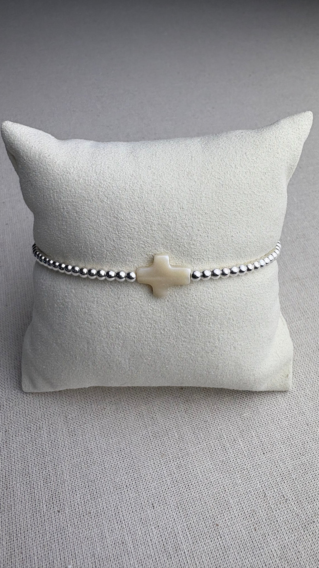 Bracelet Croix Nacre AAA en argent 925 - Perles en Provence