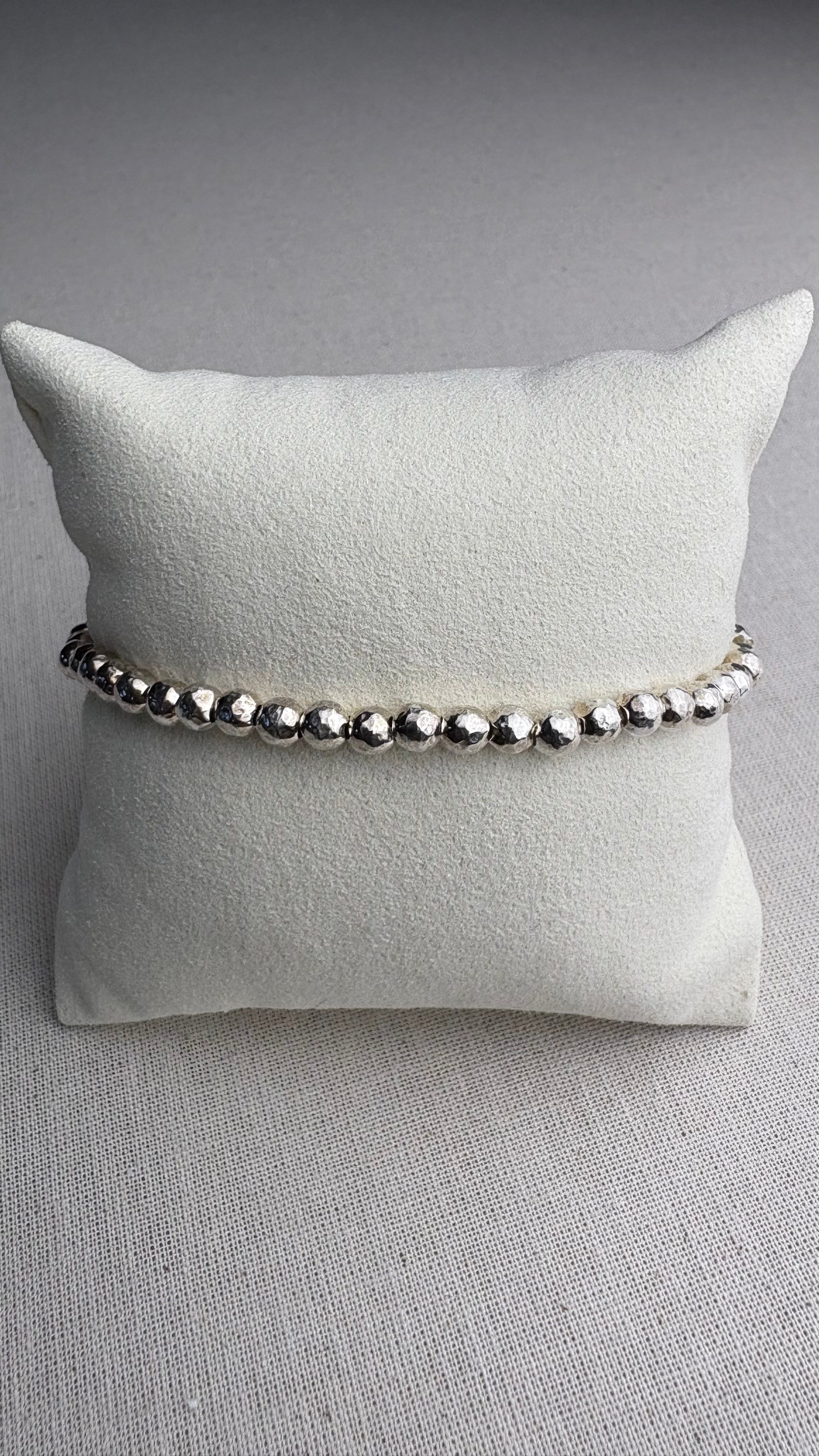 Bracelet martelées 4 mm en argent 925 - Perles en Provence