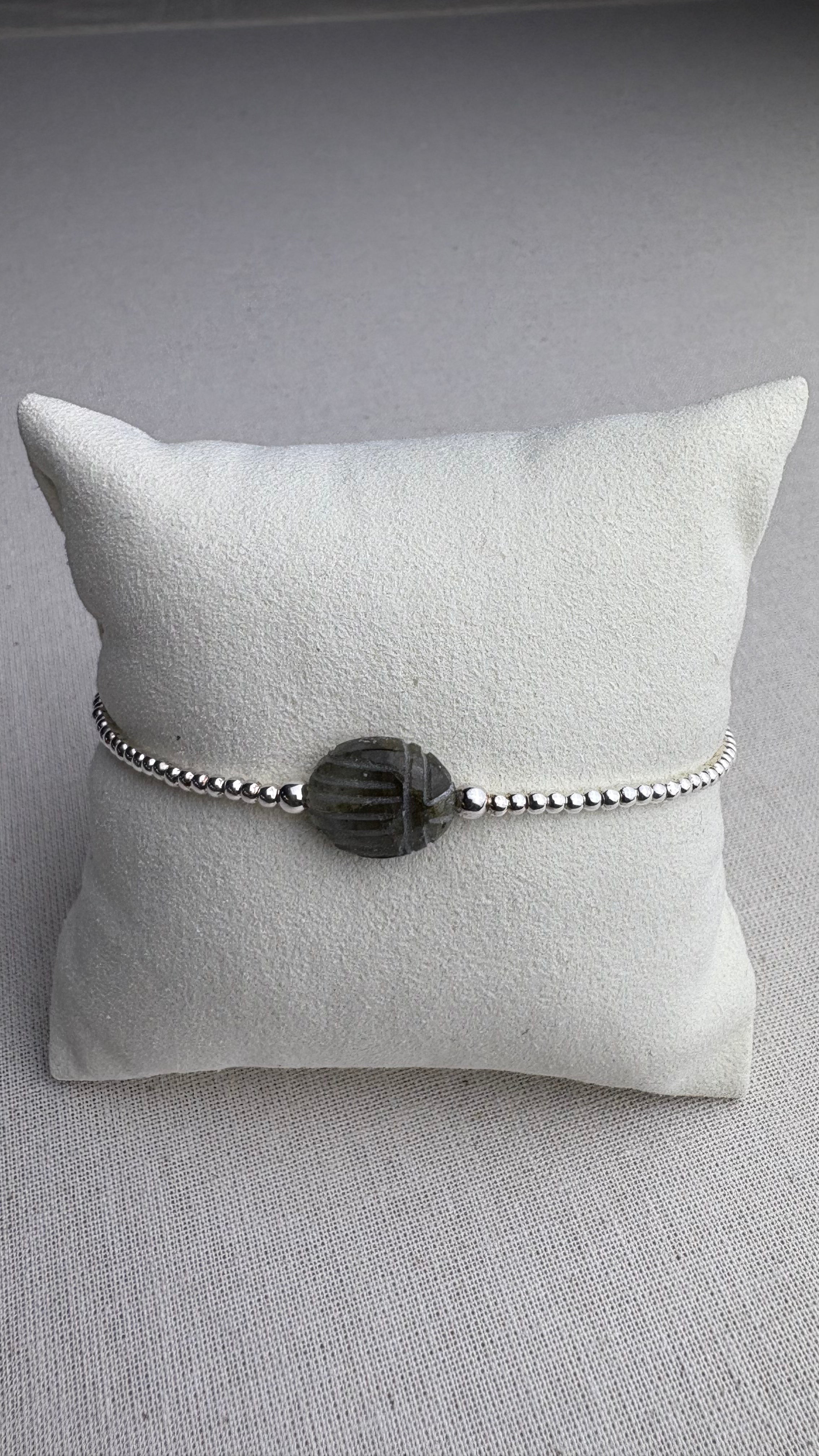 Bracelet Ramsès Labradorite de Madagascar en argent 925 - Perles en Provence