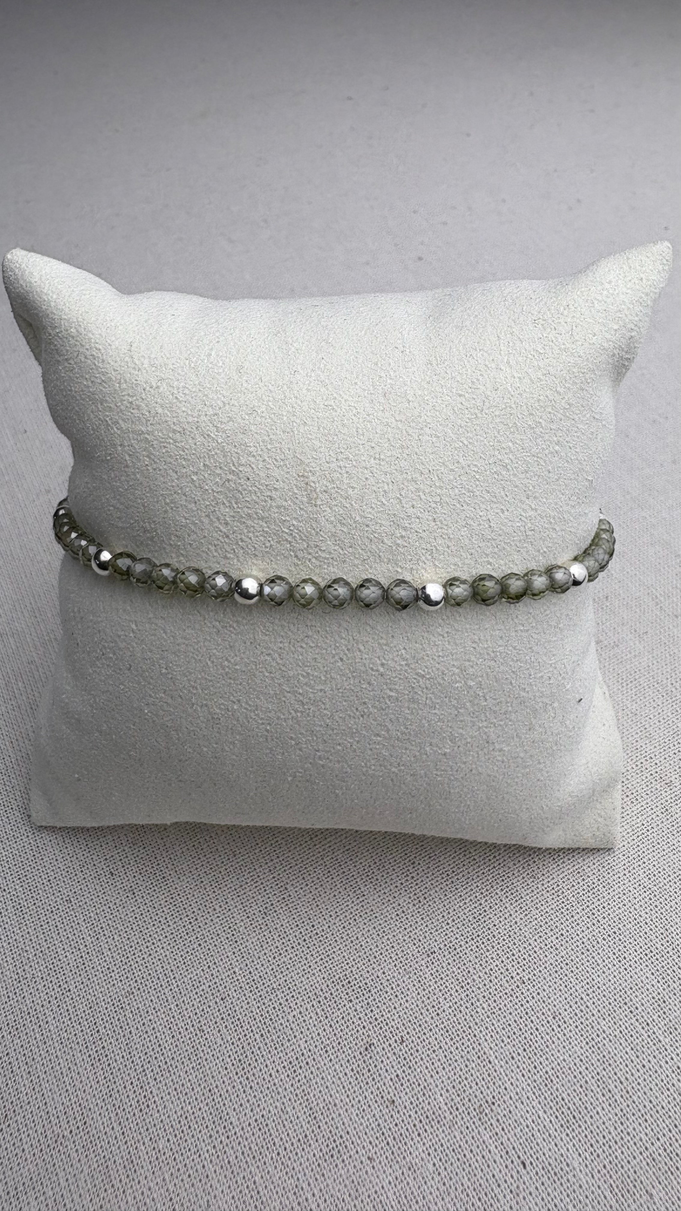 Bracelet Baha Zirconium Kaki en argent 925 - Perles en Provence