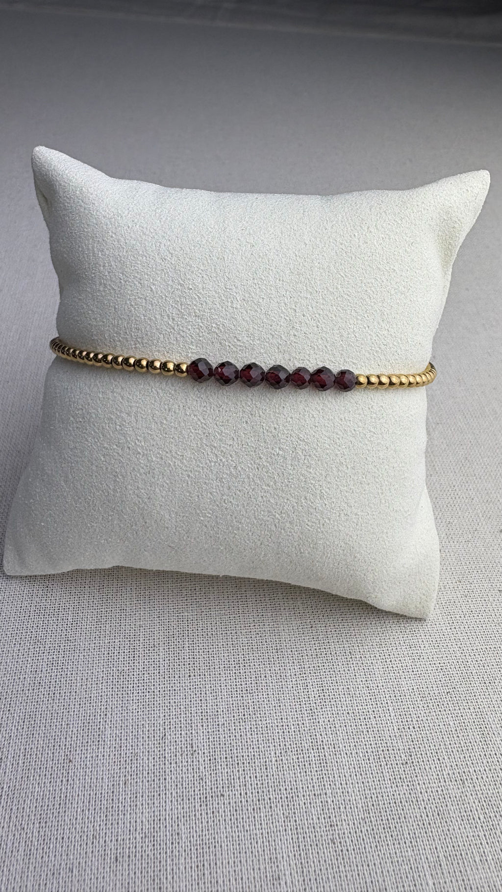 Bracelet Léna doré Grenat d’Inde - Perles en Provence