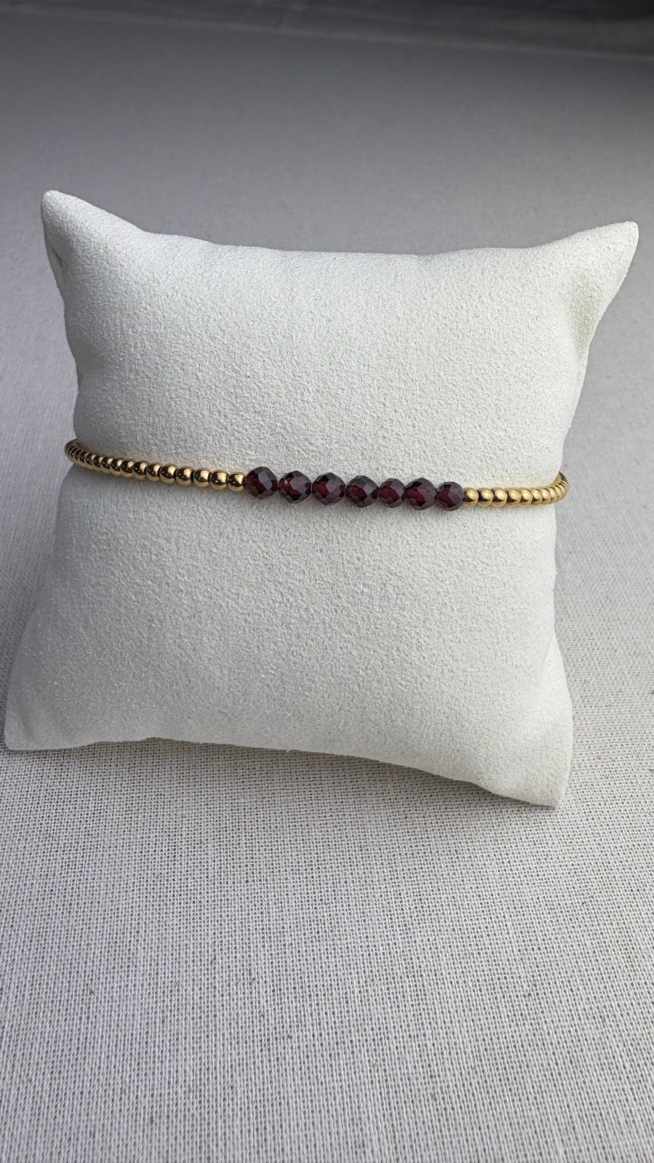 Bracelet Léna doré Grenat d’Inde - Perles en Provence
