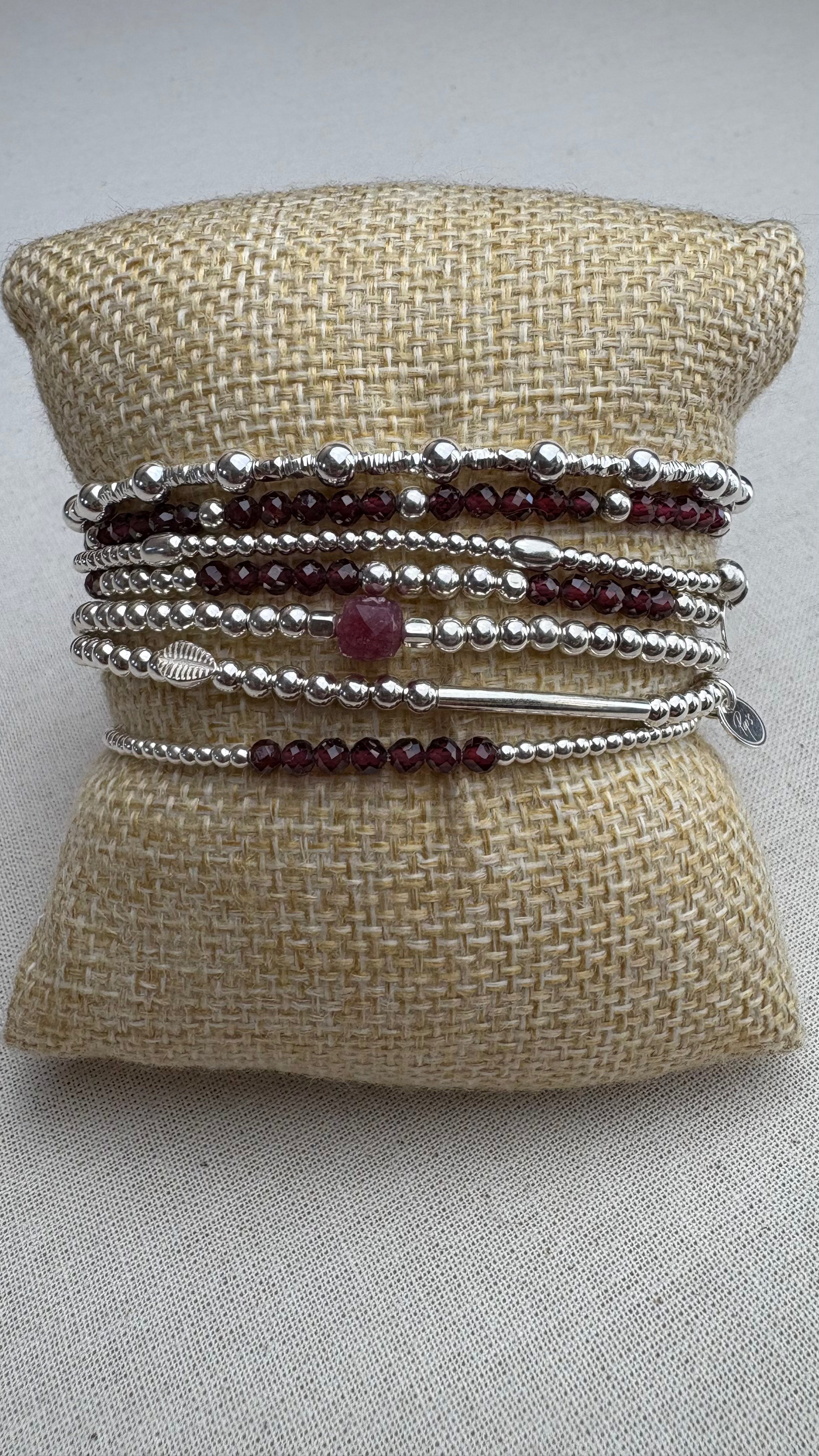 Bracelet Léna Zirconium    Grenat d’Inde en argent 925 - Perles en Provence (photo 2)
