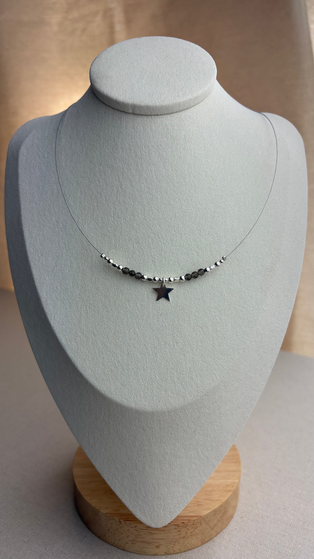 Collier ras de cou Étoile Quartz Fumé du Brésil en argent 925 - Perles en Provence