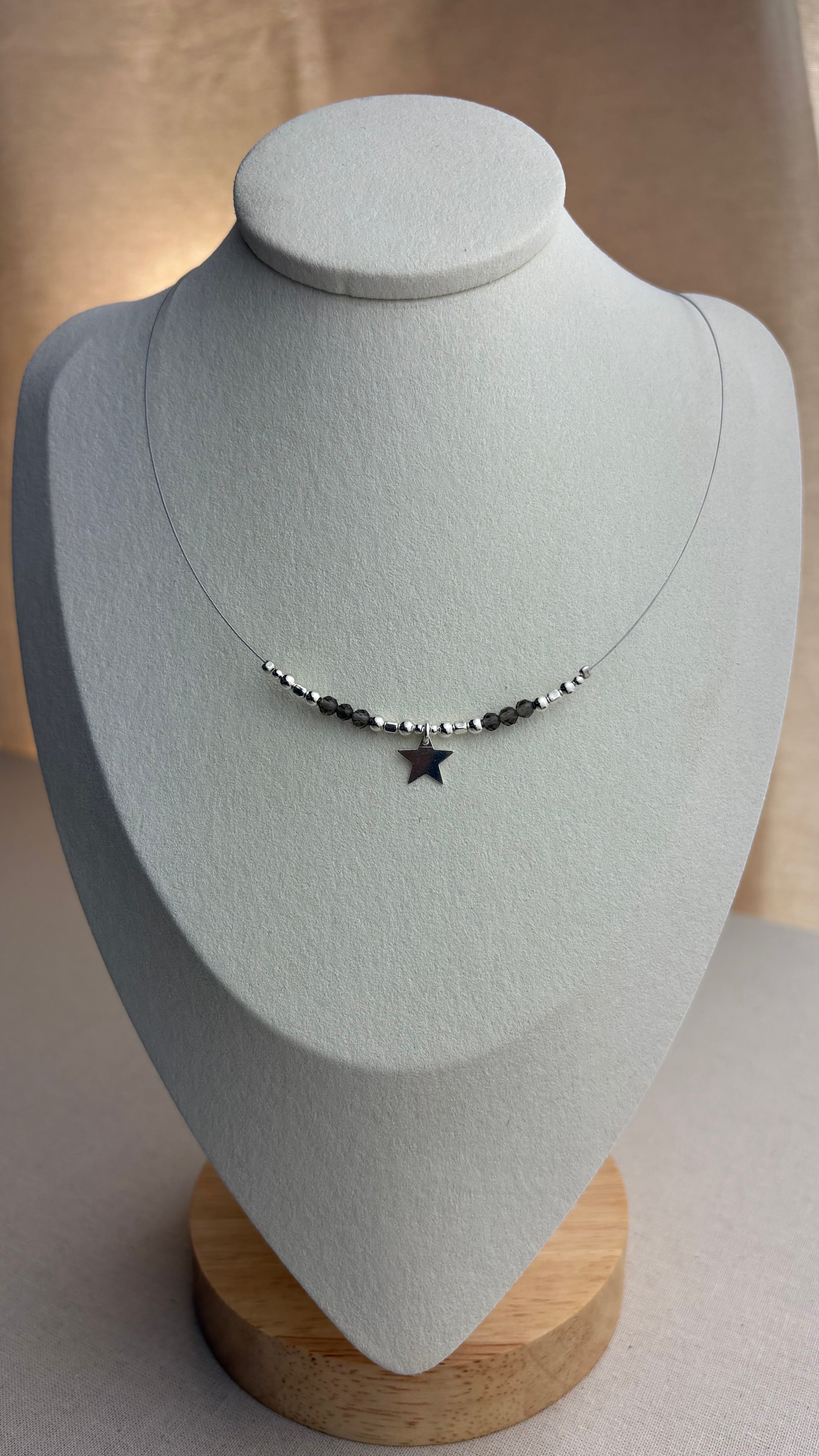 Collier ras de cou Étoile Quartz Fumé du Brésil en argent 925 - Perles en Provence